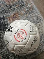 Ajax voetbal, getekend door de jaren 90 sterren, Sport en Fitness, Voetbal, Maat XL, Ophalen of Verzenden, Bal