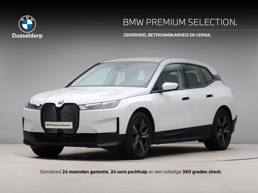 BMW iX xDrive40 Executive (bj 2022, automaat), Auto's, BMW, Automaat, Gebruikt, Met garantie (alle), IX
