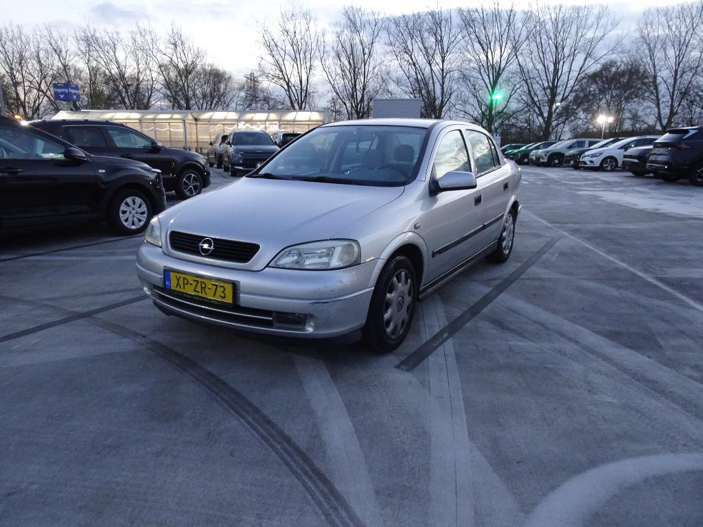 Opel Astra 1.6 Grijs Nieuwe APK, Auto's, Opel, Voorwielaandrijving, Stof, 74 pk, Zwart