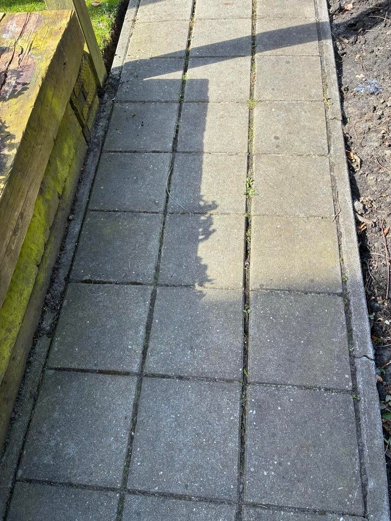 Betontegels 30x30 cm - 590 stuks voor terras of pad, Tuin en Terras, Tegels en Klinkers, Ophalen, Gebruikt, 10 m² of meer, Beton