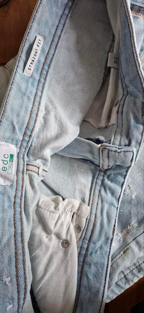 EDC jeans short met verf spotters mt 36, Blauw, Ophalen of Verzenden, Zo goed als nieuw, EDC