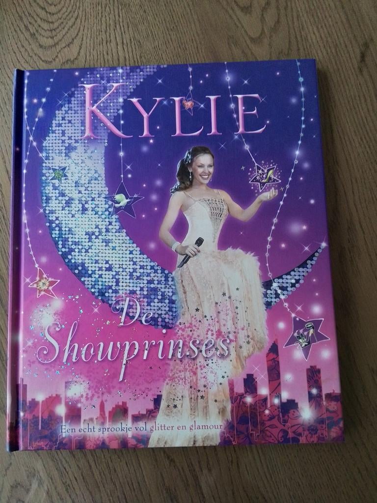 K. Minogue - Kylie, de Showprinses. Nieuw, Ophalen of Verzenden, Nieuw, K. Minogue