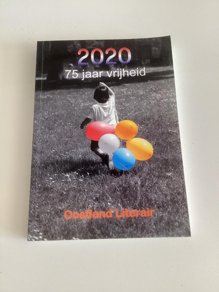 2020 75 jaar vrijheid - Oostland Literair, Ophalen of Verzenden, 20e eeuw of later, Zo goed als nieuw