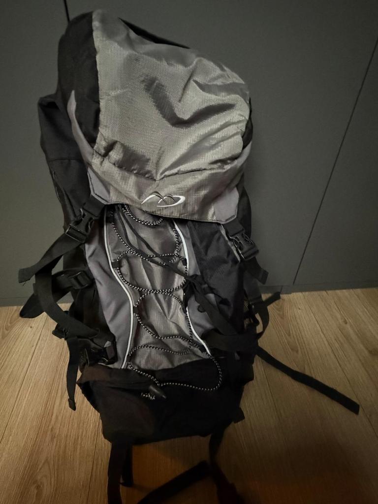 Backpack grijs/zwart, Ophalen of Verzenden, Zo goed als nieuw, Rugzak