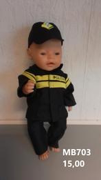 Poppenkleertjes baby born. Politie pak . Opbrengst KiKa., Ophalen, Nieuw, Babypop