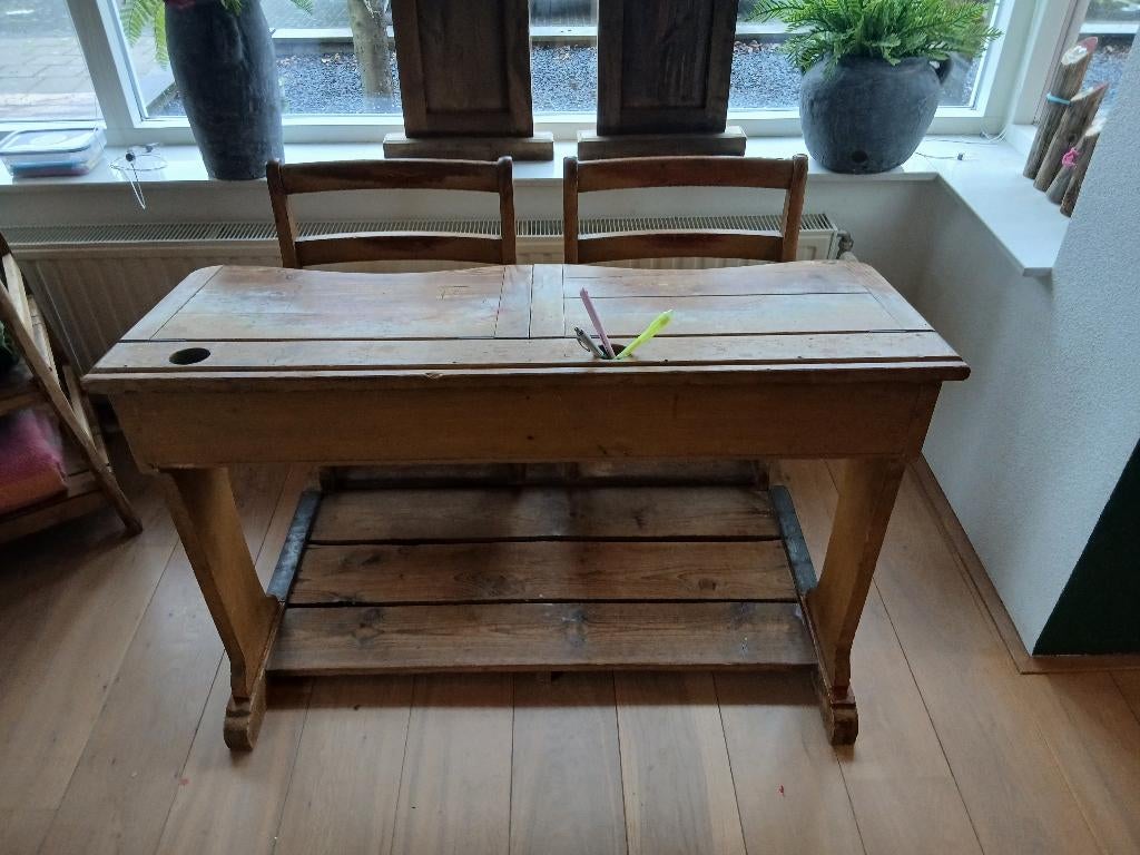 Frans schoolbankje, Ophalen