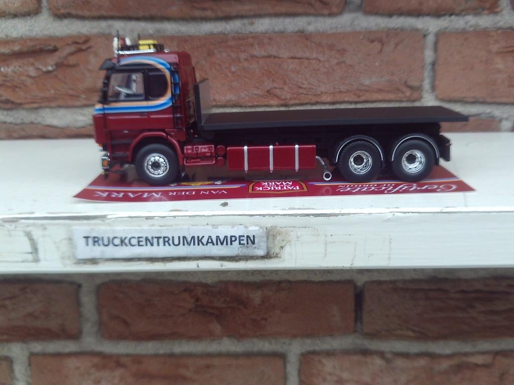 Tekno  Scania  143  Topline  van  P.  van  der  Mark.