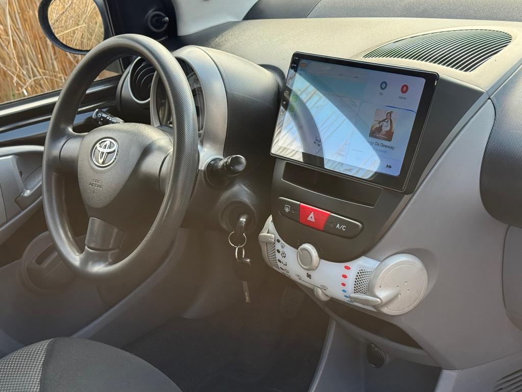 Toyota Aygo Gereserveerd!, Voorwielaandrijving, Gebruikt, 4 stoelen, Origineel Nederlands