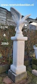 Adelaar met Zuil.  nr 0174 & 2060., Ophalen, Nieuw, Beton, Dierenbeeld