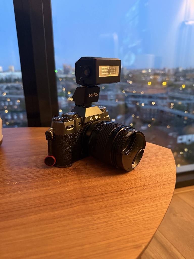 Godox IT30 pro + riser (Fujifilm), Ophalen of Verzenden, Zo goed als nieuw, Overige merken, Kantelbaar