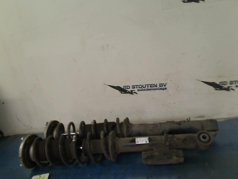 Schokbrekerset Achter BMW 5 serie (G30) 2017 G30H054VBI, Gebruikt, Petuelring 130, München 80809, , Duitsland, BMW, Bayerische Motoren Werke AG