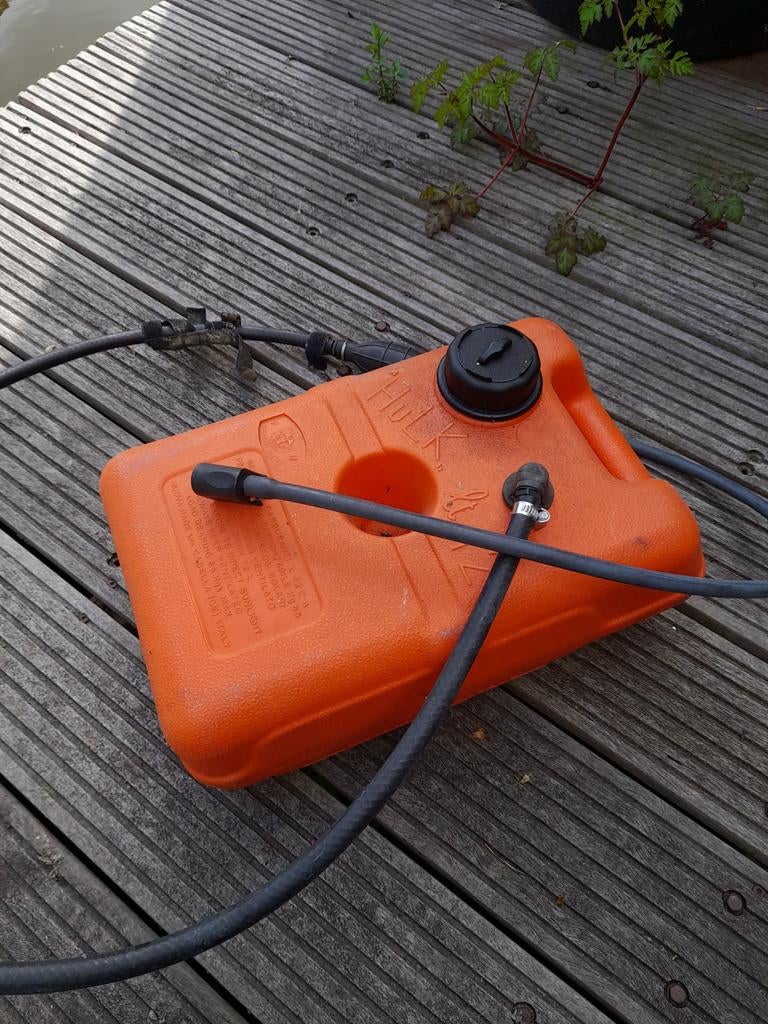 Brandstoftank 12 liter, Watersport en Boten, Ophalen, Gebruikt, Motor en Techniek, Motorboot