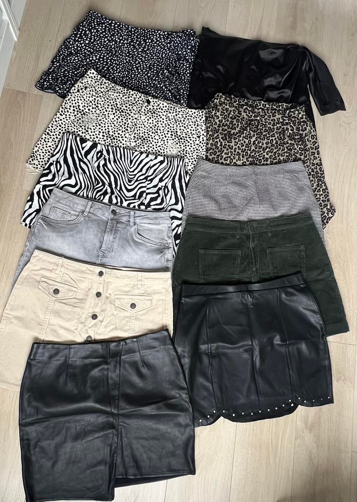 Pakket rokken en broekrokken, Kleding | Dames, Rokken, Zo goed als nieuw, Maat 42/44 (L), Zwart, Onder de knie, Ophalen of Verzenden