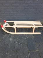 Houten slee, Ophalen, Gebruikt, Hout