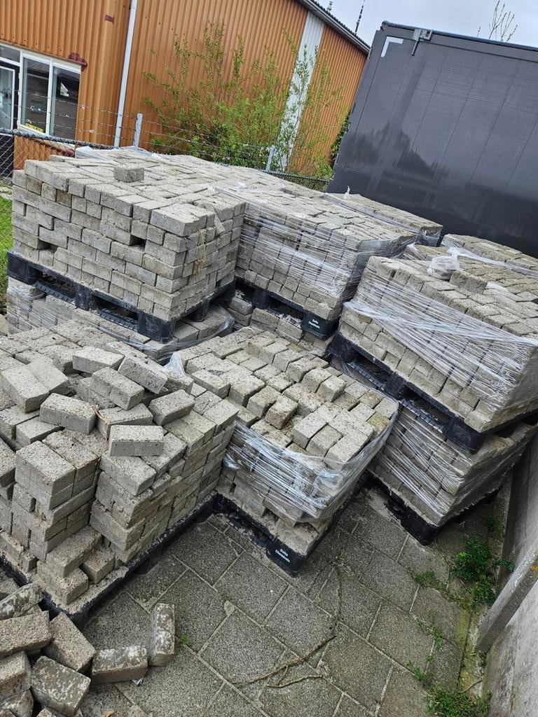 Gebruikte klinkers gratis afhalen., Ophalen of Verzenden, Gebruikt, Beton, Klinkers