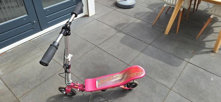 Space Scooter roze, Fietsen en Brommers, Steps, Ophalen of Verzenden