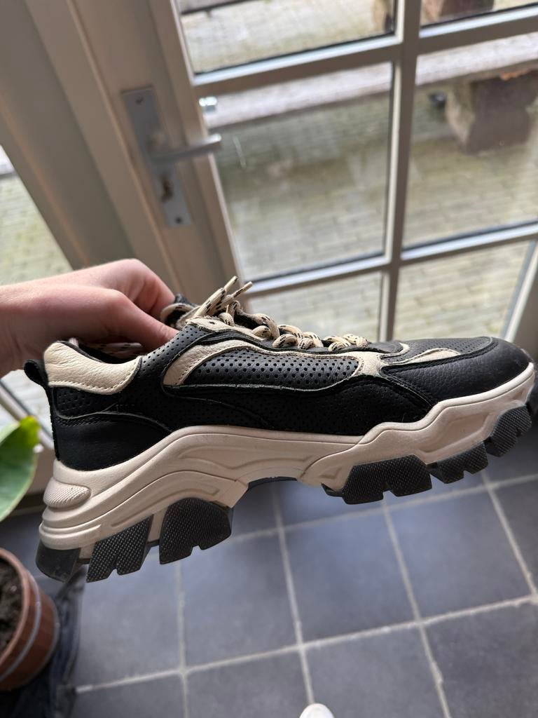 Bronx sneakers maat 38, Kleding | Dames, Schoenen, Ophalen of Verzenden, Zo goed als nieuw, Zwart, Sneakers of Gympen