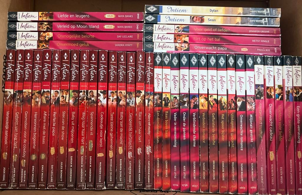 Harlequin Intiem romans, 42 stuks, Boeken, Ophalen of Verzenden, Zo goed als nieuw, Nederland