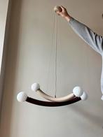 Design Hanglamp Made - Poederroze & Bordeauxrood, Huis en Inrichting, Lampen | Hanglampen, Ophalen, Scandi, Zo goed als nieuw