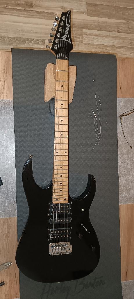 2 gitaren, Muziek en Instrumenten, Snaarinstrumenten | Gitaren | Elektrisch, Ophalen of Verzenden, Zo goed als nieuw, Solid body