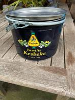 Blik/emmer met deksel van Kesbeke, Ophalen