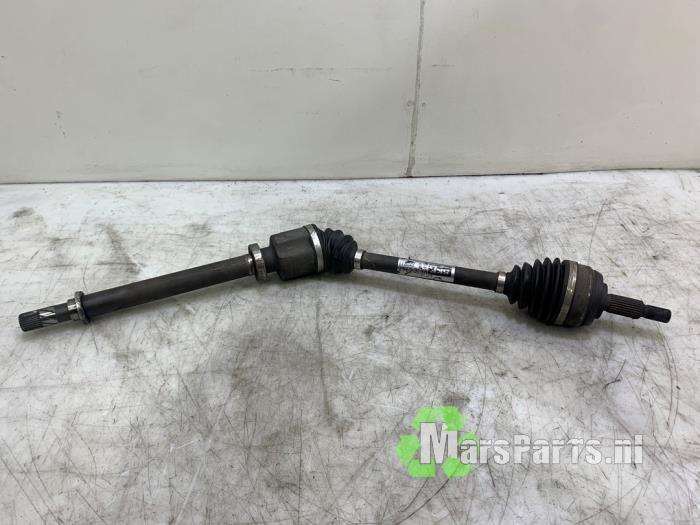 Aandrijfas rechts-voor van een Renault Grand Scenic, Auto-onderdelen, Remmen en Aandrijving, Renault, Gebruikt, 6 maanden garantie