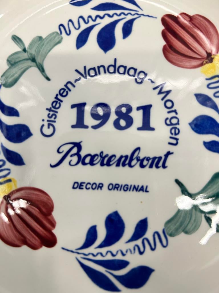 Boerenbont Gebaksbordje 1981 met tekst, Huis en Inrichting, Keuken | Servies, Div, Ophalen of Verzenden, Zo goed als nieuw, Div