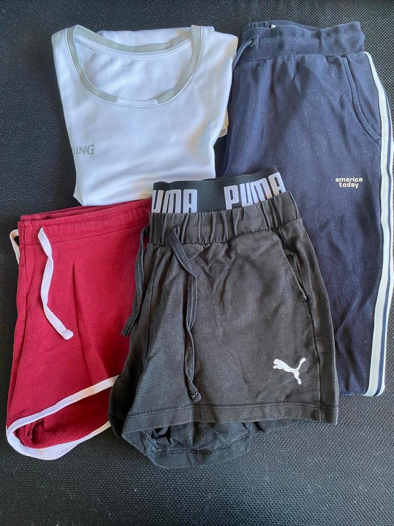 Sportkleding pakket: T-shirt, 2 shorts en een joggingbroek, Overige kleuren, Ophalen of Verzenden, Fitness of Aerobics, Maat 34 (XS) of kleiner