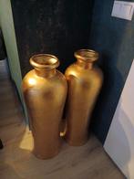2 grote vaassen goud kleur, Huis en Inrichting, Woonaccessoires | Vazen, Ophalen, Overige materialen, Overige kleuren, Zo goed als nieuw
