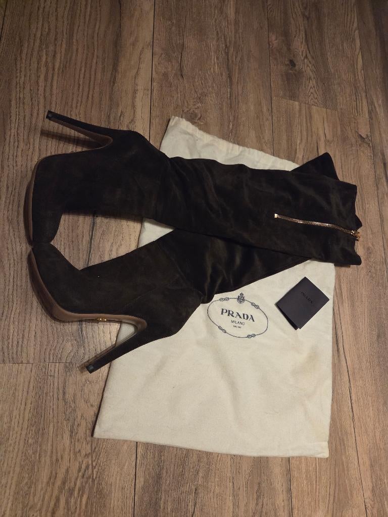 Sueda Prada laarzen 36, Kleding | Dames, Schoenen, Ophalen, Hoge laarzen, Zo goed als nieuw, Bruin
