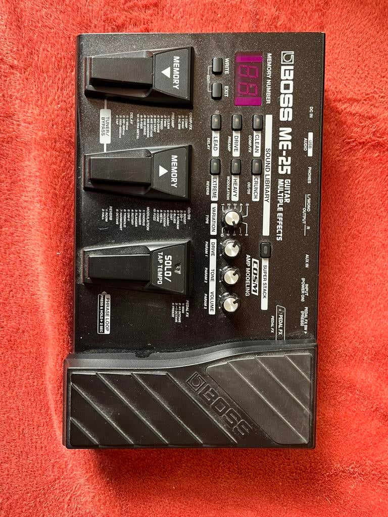 Boss me-25 multi effect pedaal, Muziek en Instrumenten, Ophalen, Gebruikt