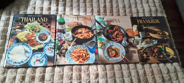 Koken in de Wereld: Thailand, Italië, China, Frankrijk, Boeken, Kookboeken, Gelezen, Azië en Oosters, Ophalen of Verzenden