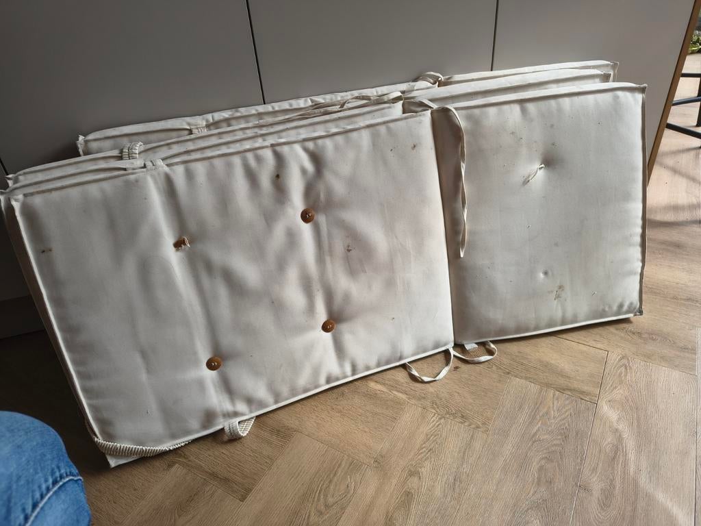 Tuinkussens , 4 stuks wit, Tuin en Terras, Tuinstoelen, Ophalen of Verzenden, Gebruikt, Kunststof