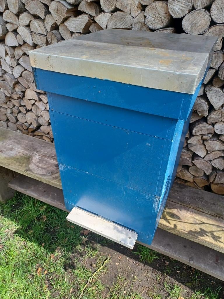 Spaarkast bijenkast imker, Dieren en Toebehoren, Insecten en Spinnen, Bijen