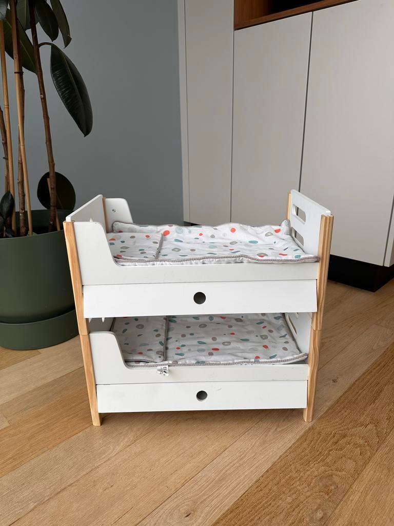 Houten poppen stapelbed met beddengoed, Ophalen, Zo goed als nieuw, Toebehoren