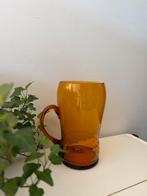 Amberkleurige waterkan glas, Antiek en Kunst, Antiek | Glas en Kristal, Ophalen of Verzenden