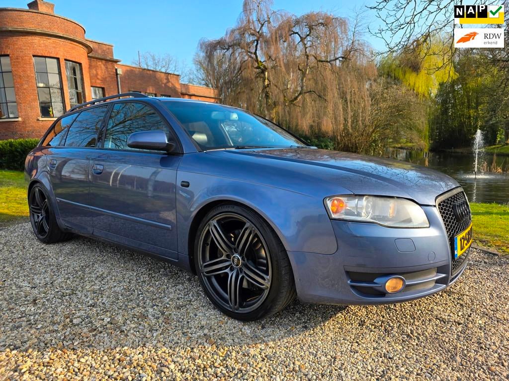 Audi A4 Avant 3.2 FSI quattro Pro Line, Auto's, Audi, Blauw, A4, Origineel Nederlands, Handgeschakeld
