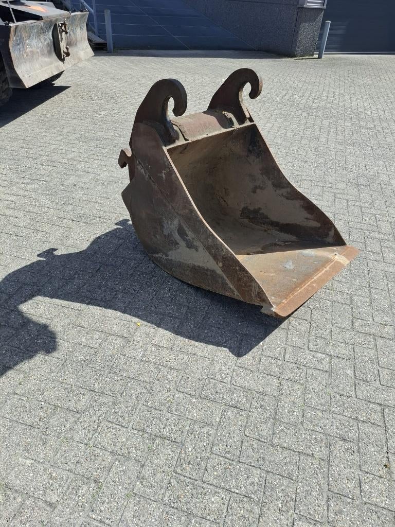 Dieplepelbak cw30, Ophalen, Gebruikt