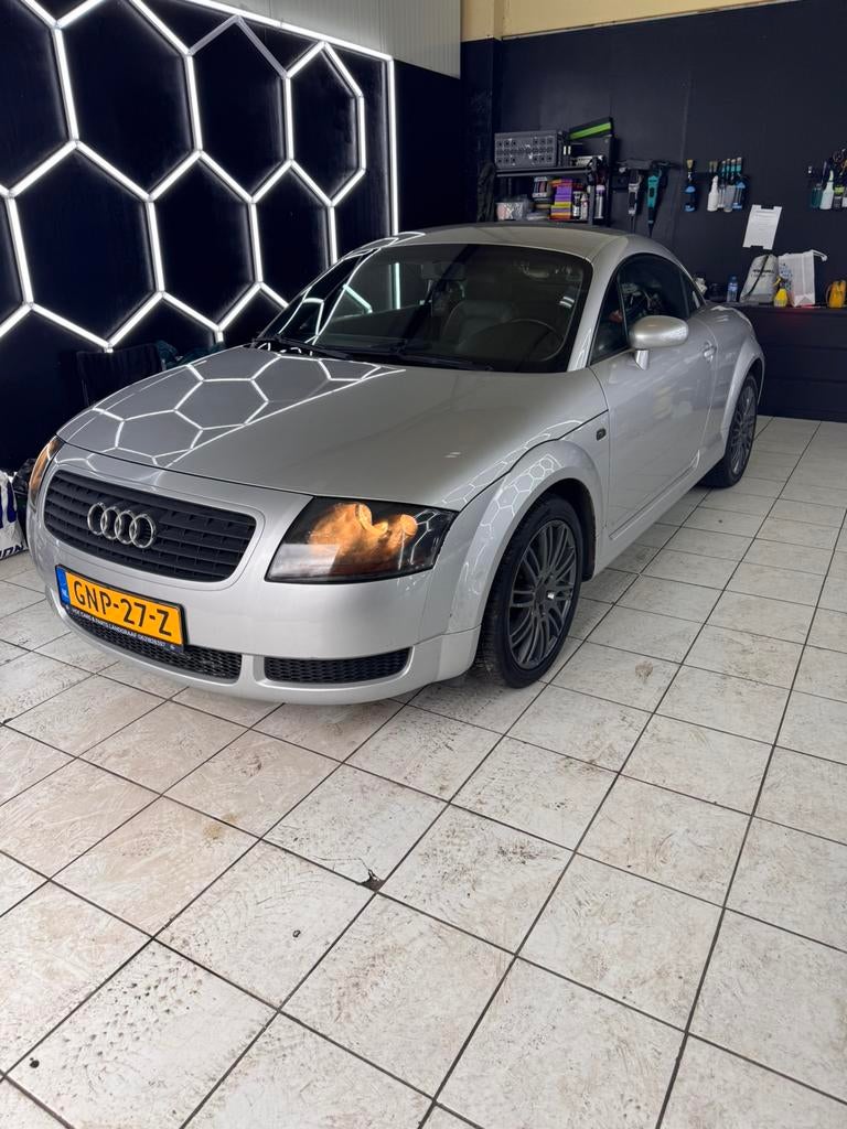 Audi 1999 Grijs, Auto's, Voorwielaandrijving, TT, 4 cilinders, Leder en Stof