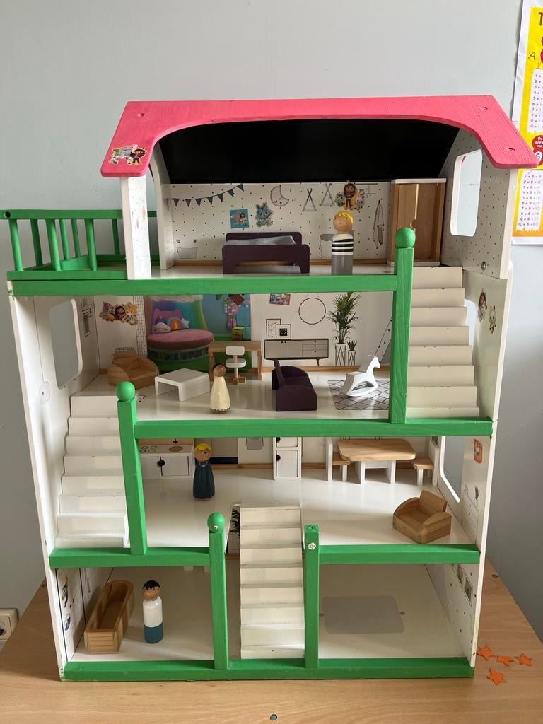 Houten poppenhuis van Petit Amelie, Ophalen, Gebruikt