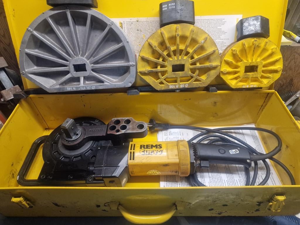 REMS Curvo Buigmachine met diverse buigsegmenten, Ophalen of Verzenden, Gebruikt