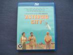 Asteroid City - van Wes Anderson Blu Ray NL ondertiteld, Cd's en Dvd's, Ophalen of Verzenden, Zo goed als nieuw, Actie