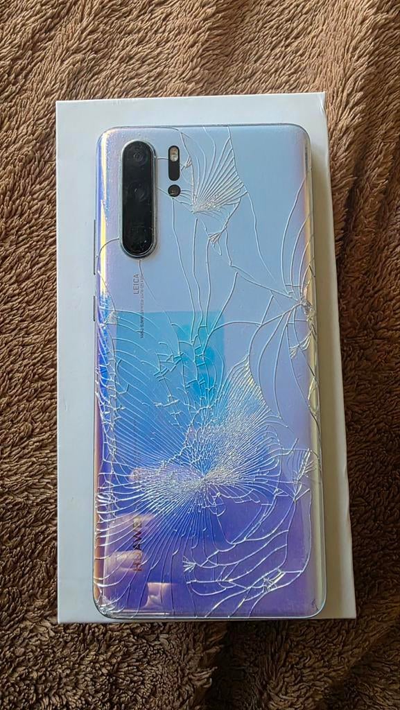 Huawei P30 Pro met gebarsten scherm en achterkant, Telecommunicatie, Mobiele telefoons | Huawei, Gebruikt, Overige kleuren, Touchscreen