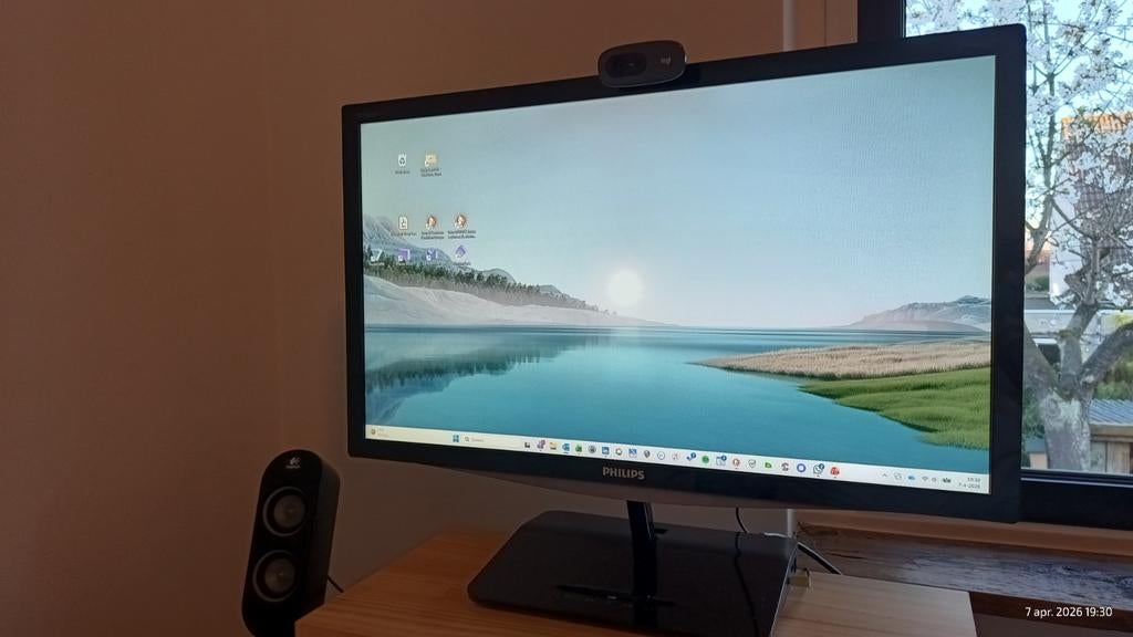 Philips 24 inch LCD monitor Full HD, Ophalen, Philips, Gebruikt, HDMI