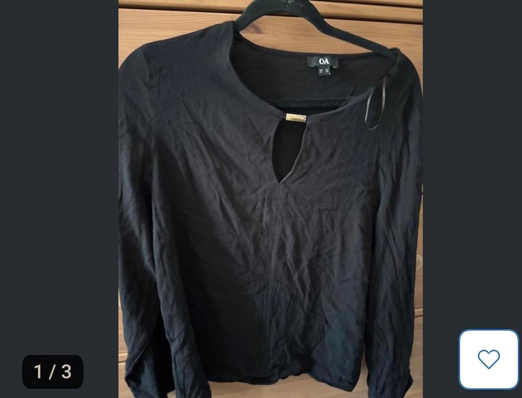 C&A Zwarte Blouse Maat 44 met Goudkleurig Detail, Kleding | Dames, T-shirts, Verzenden, Zwart, Maat 42/44 (L), Lange mouw