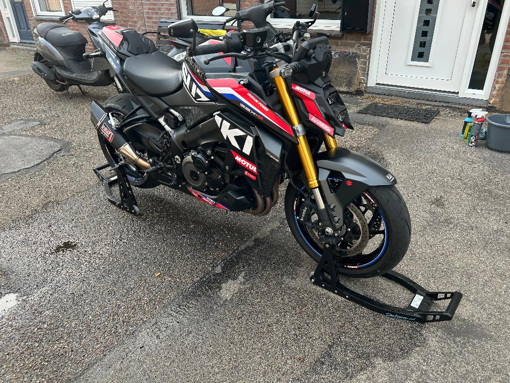 Suzuki gsx s1000  bj2025, Motorrijbewijs A, Naked bike, 4 cilinders, Nieuw