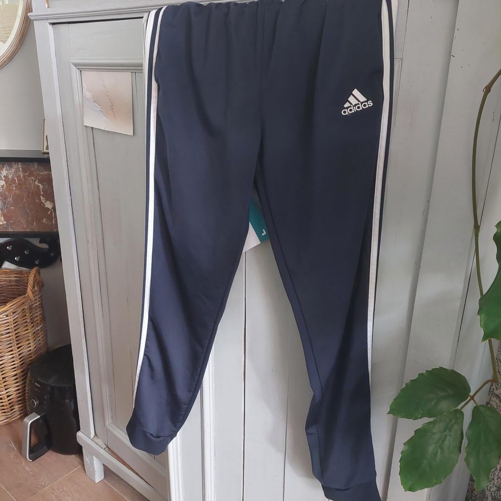 Donkerblauw heren trainingspak maat M - Adidas, Ophalen of Verzenden, Zo goed als nieuw, Adidas, Maat 48/50 (M)