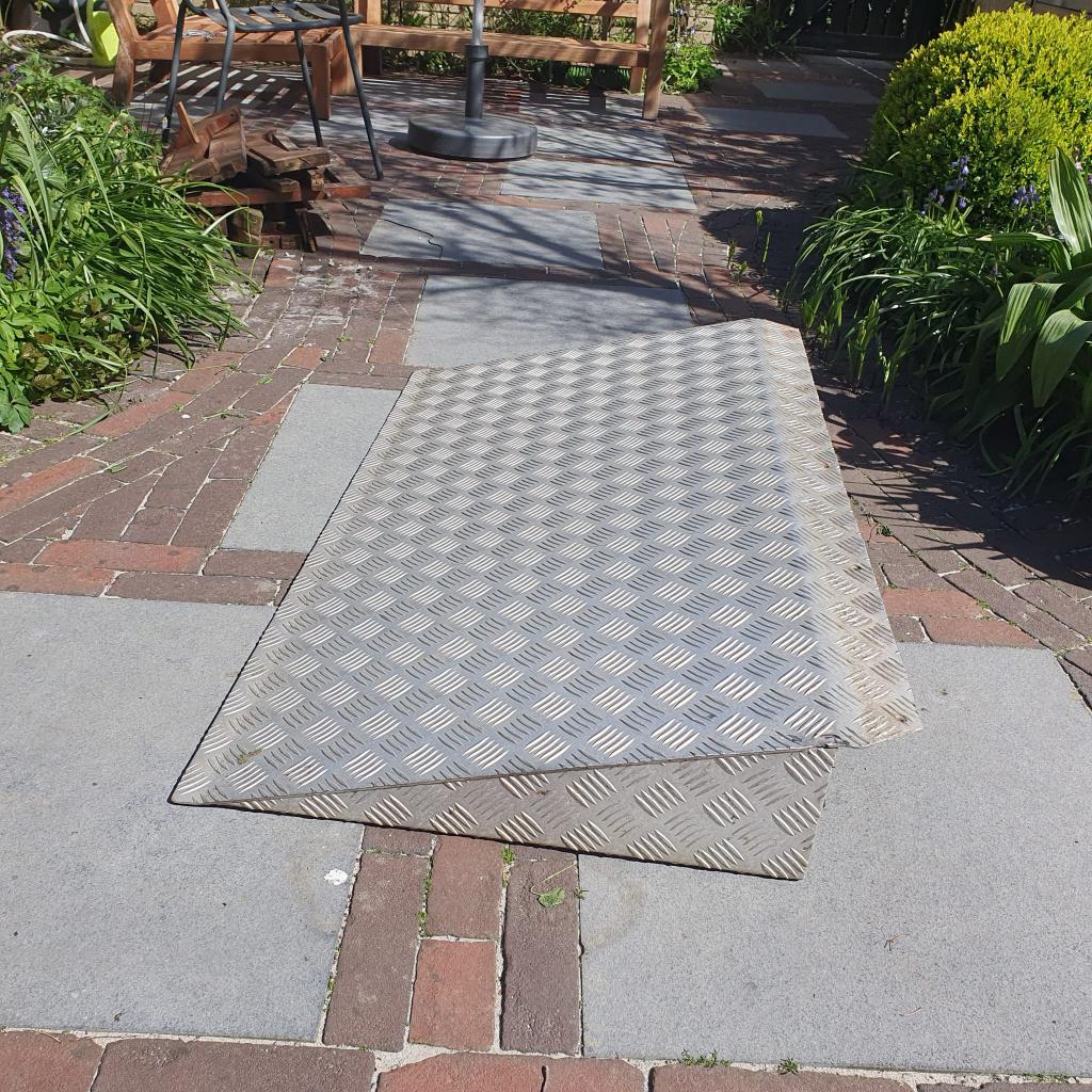 Aluminium Drempelhulp, Oprit rijplaat, Oprijplaat, Doe-het-zelf en Verbouw, Metalen, Ophalen, Gebruikt, Aluminium