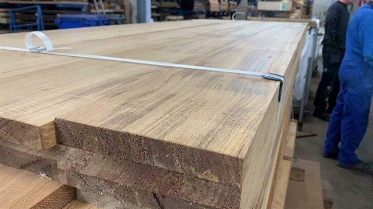 iroko geschaafde en gedroogde planken 27x180 MM, Ophalen of Verzenden, Nieuw, Plank