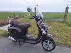 Vespa touring snorscooter 2012 met werk, Ophalen, Gebruikt